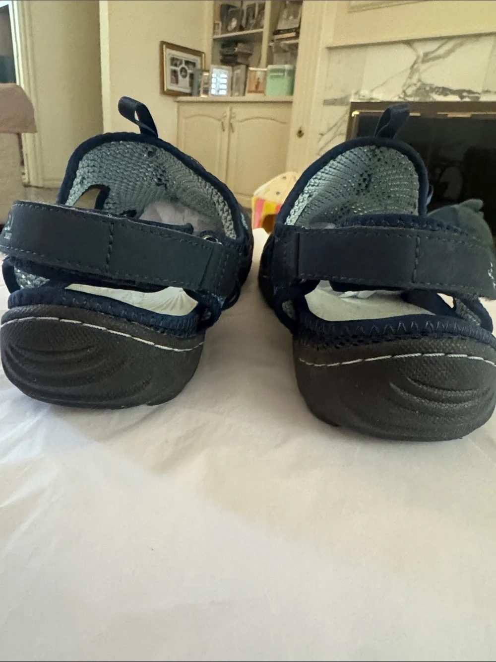 Like New, JBU Sport  water easy mesh sandals .